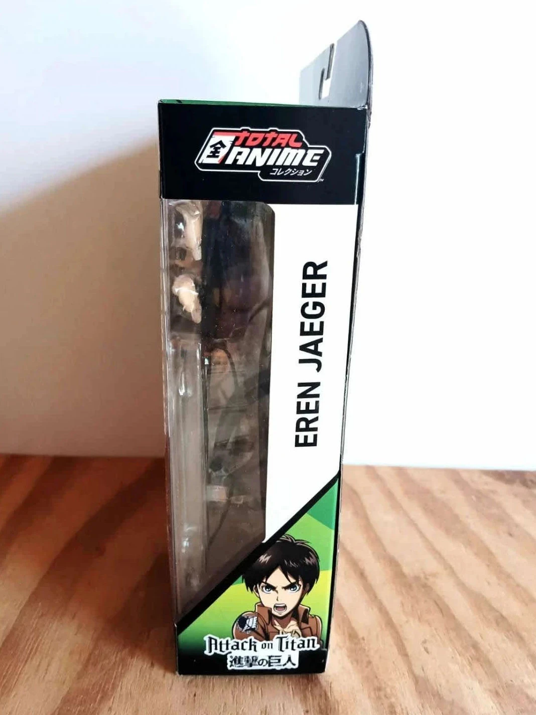 Figurino Eren Jaeger 17cm Attack On Titan Total Anime Jazwares – photo 4